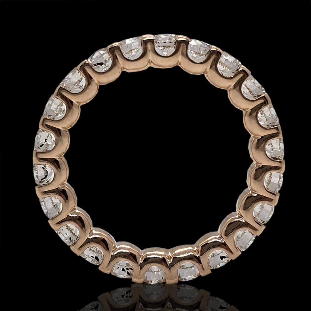 Raudono aukso žiedas su briliantais ratuku