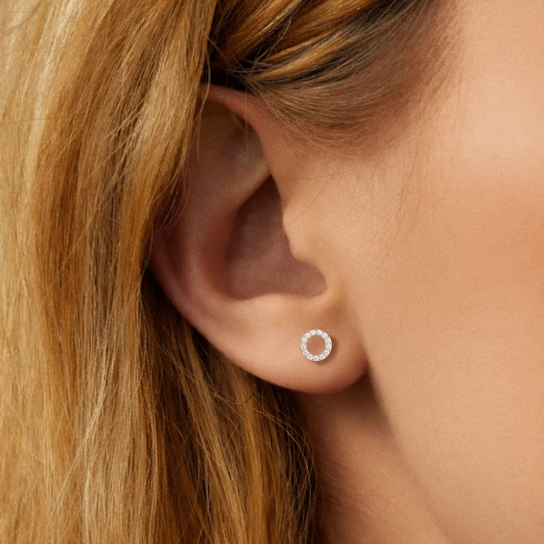 Geltono aukso "O" formos auskarai su deimantais