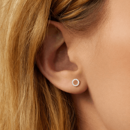 Geltono aukso "O" formos auskarai su deimantais