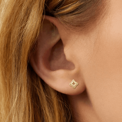 Raudono aukso auskarai "Gėlytės" su deimantais