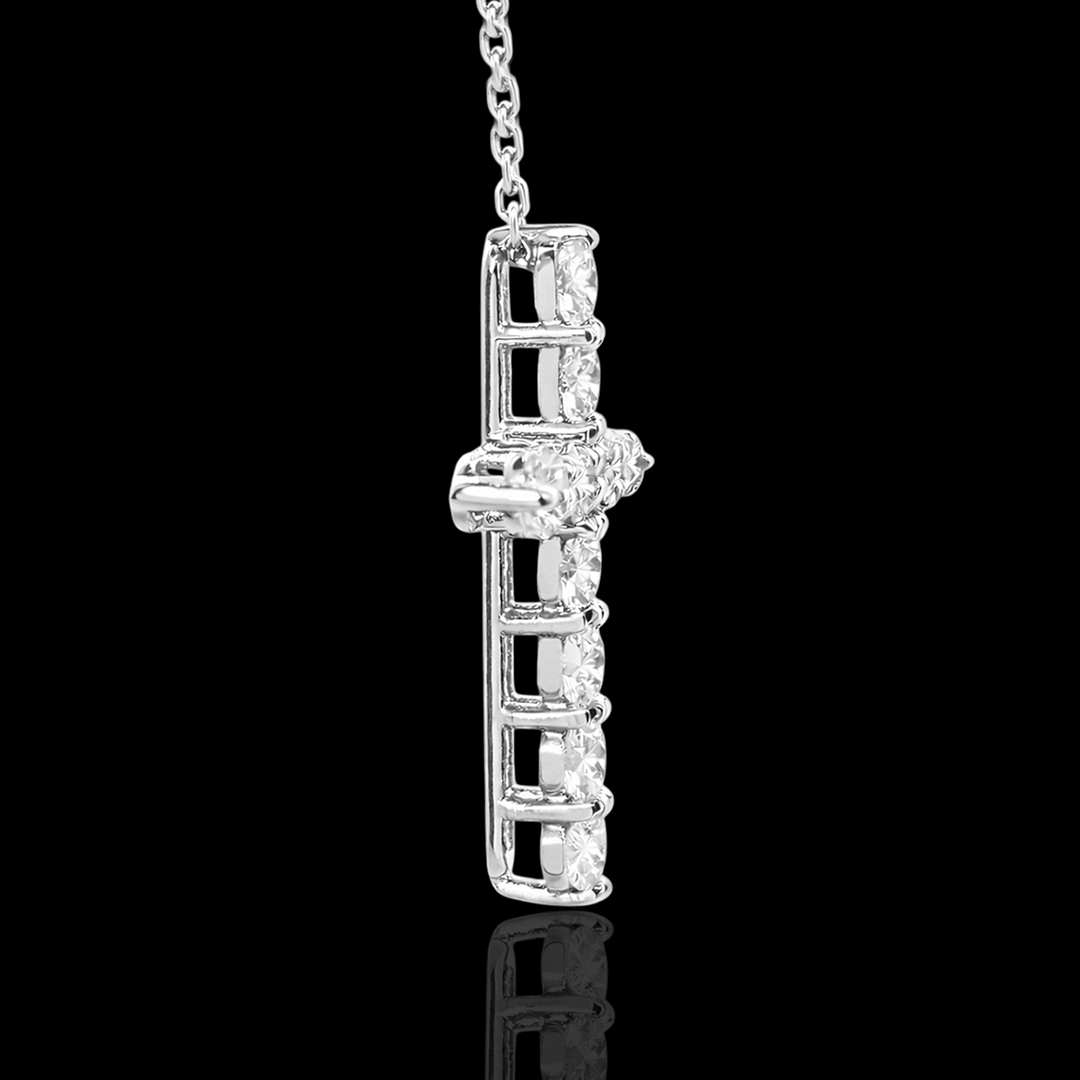 Balto aukso kryžiukas su deimantais - 2.6mm