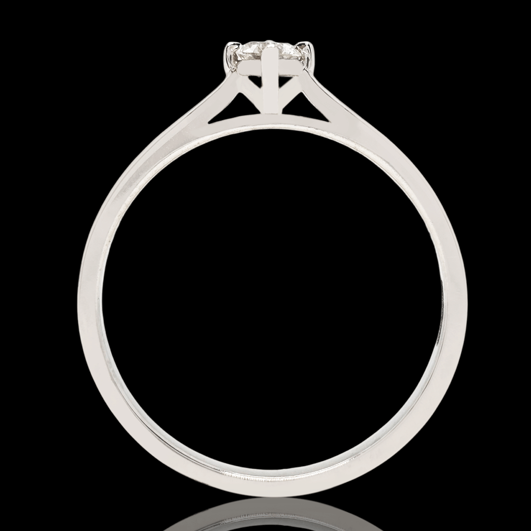 Balto aukso sužadetuvių žiedas su deimantu