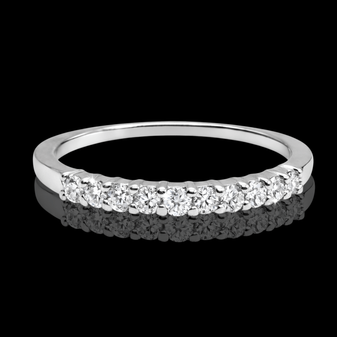 Balto aukso žiedas su deimantais