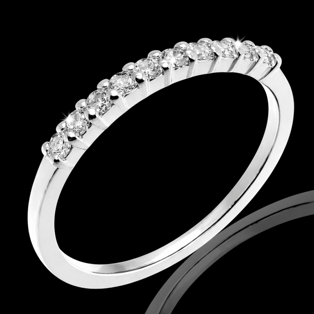 Balto aukso žiedas su deimantais