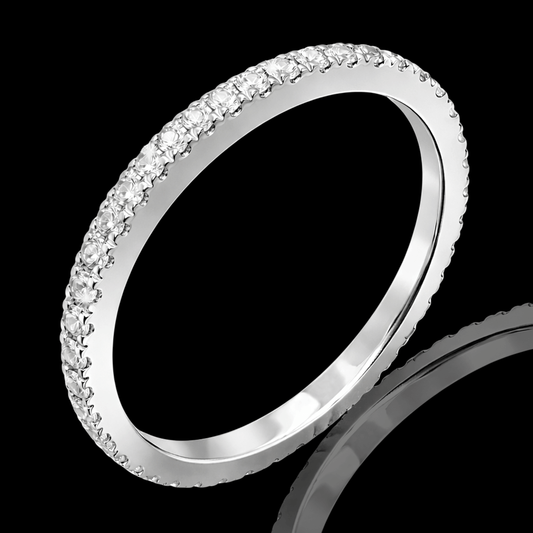 Balto aukso žiedas su briliantais eilute