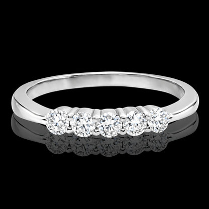 Balto aukso žiedas su 5 briliantais