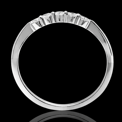 Balto aukso žiedas su 5 briliantais