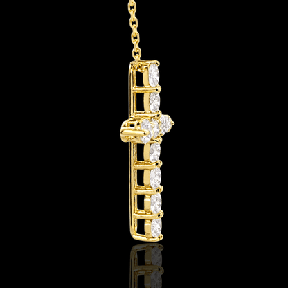Geltono aukso kryžiukas su deimantais - 2.6mm