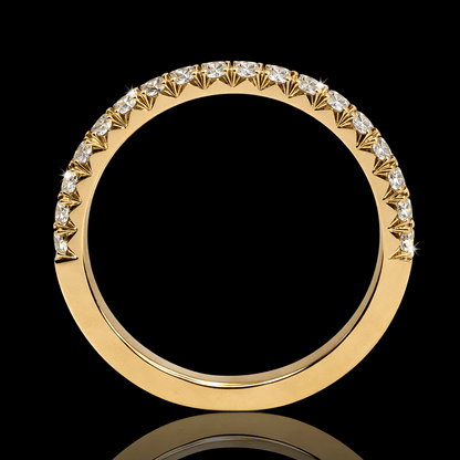 Geltono aukso žiedas su deimantine eilute "Fishtail"