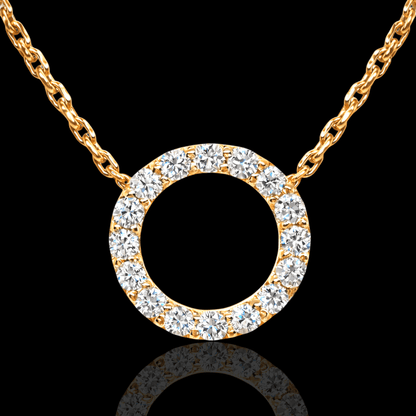 Raudono aukso grandinėlė su pakabuku puoštu briliantais ratuku