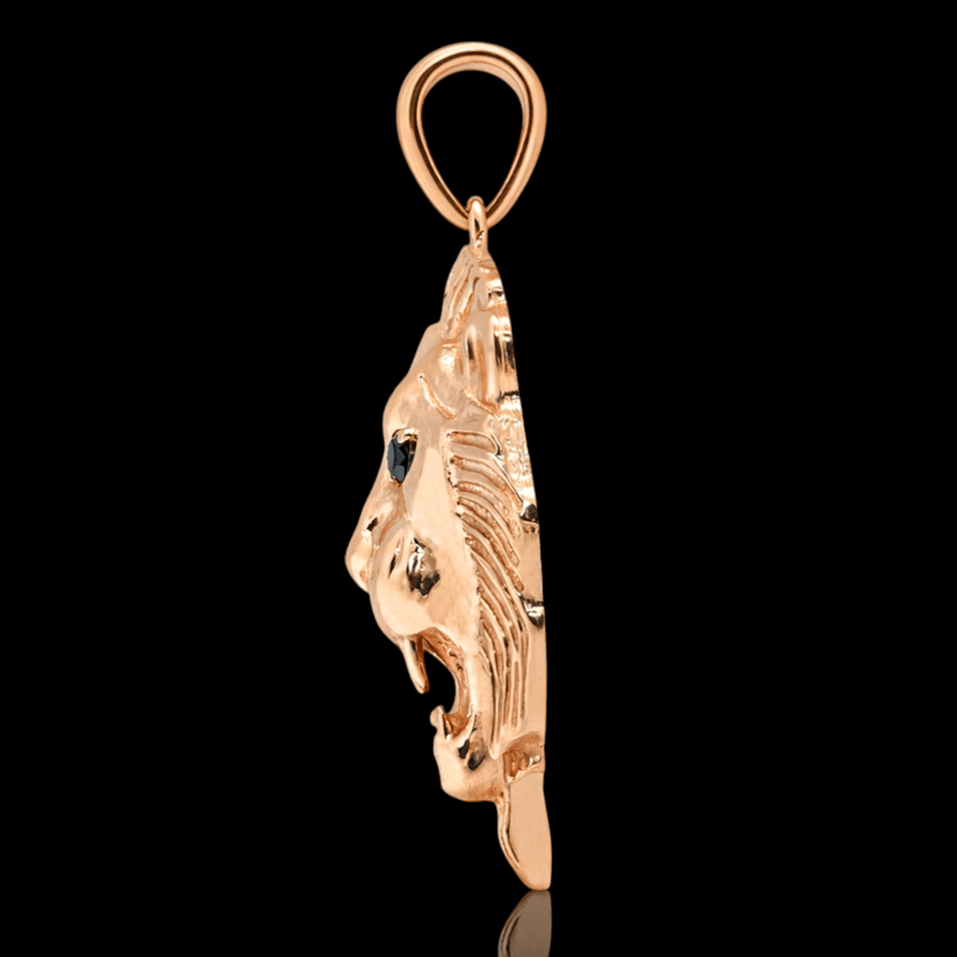 Raudono aukso pakabukas liūtas