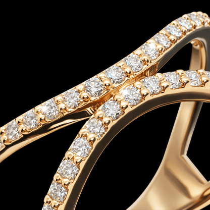 Raudono aukso žiedas su briliantinėm juostelėm