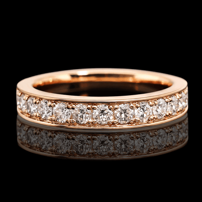 Raudono aukso žiedas su briliantine eilute