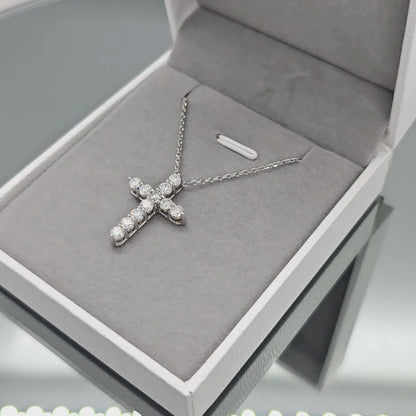 Baltas aukso kryžiukas su deimantais - 3mm